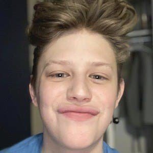 Haminations YouTube creator Bryson cartoon animation character smiling
