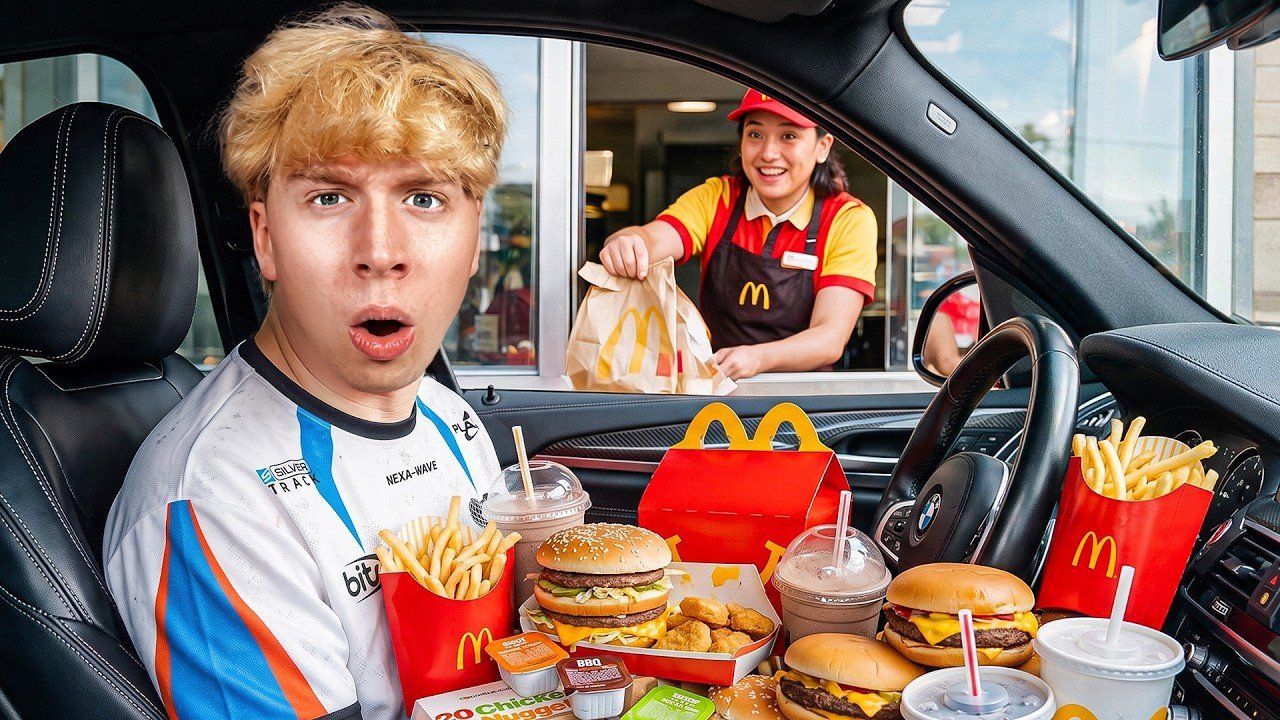 Jakeydavies - Jakeydavies Bio: Age, Twitch Fame, Family, Girlfriend, and Net Worth